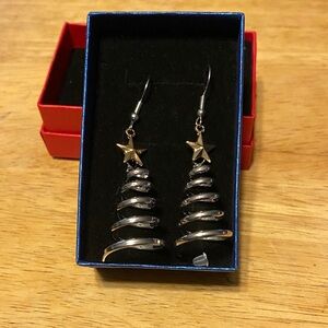 Christmas tree earrings